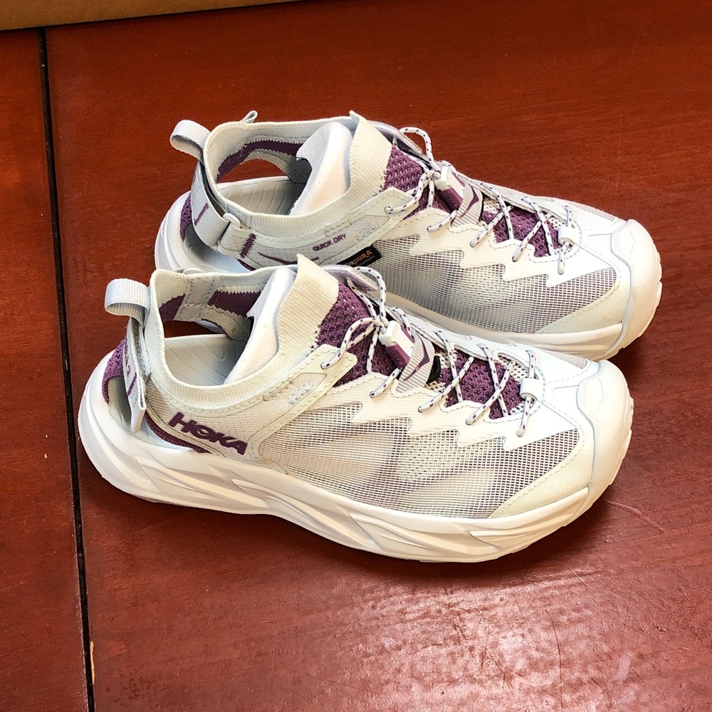 Hoka Women's Athletic Shoes in White and Purple sz 8b